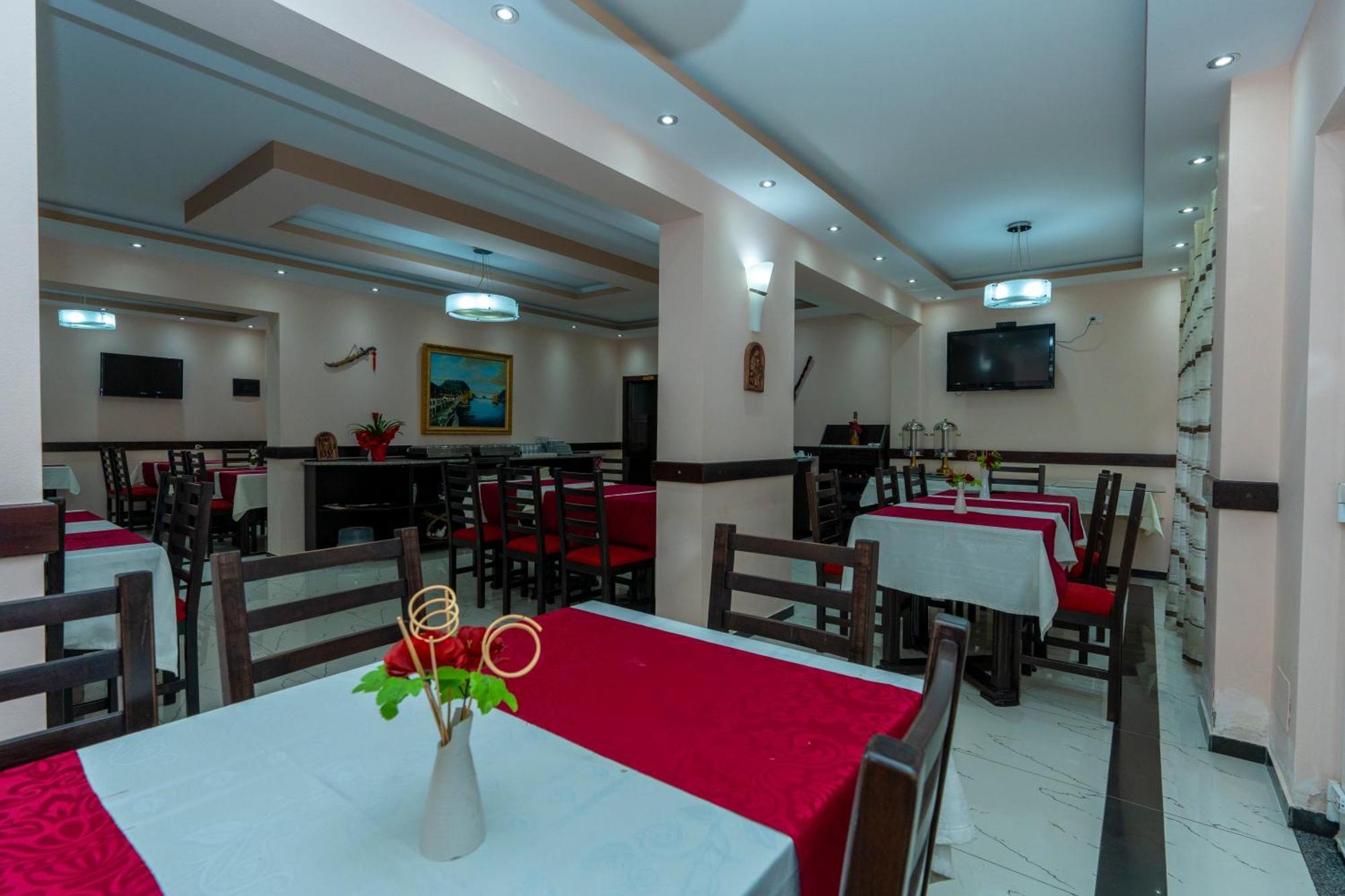 Hotel Albania Velipojë Esterno foto